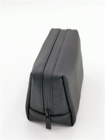 BLACK Cactus Leather Cosmetig Bag 