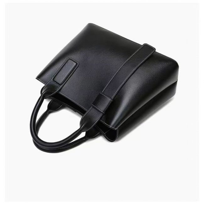 MZCA02028Cactus leather handbag